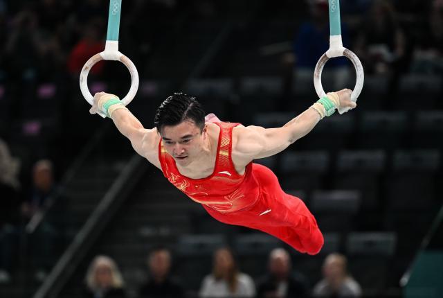 1722779884920052219.jpg AG百家乐平台-时隔三年,刘洋再次“帅气”地卫冕吊环金牌