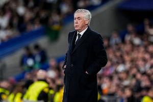 阿斯:巴萨欧冠出局,对皇马来说是一把“双刃剑”