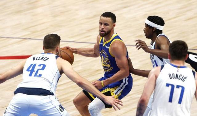 1653570825594043177.jpg 百家乐官网-季后赛频现一边倒三分时代制造!精彩留在总决赛?