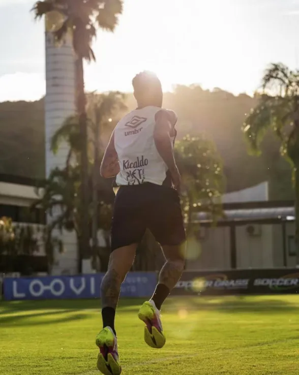 AG百家乐官网-内马尔社媒晒恢复训练暗示即将复出：正在加载